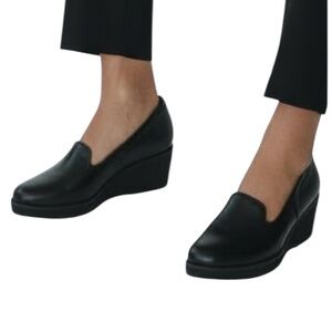 Vionic Willa Wedge Black Leather Water Repellent Women’s 6